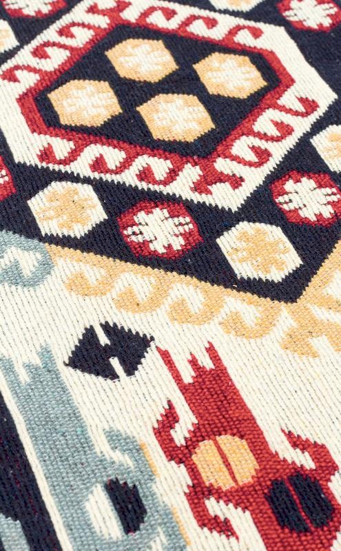 AR%2030%20RED%20Yıkanabilir%20Çift%20Taraflı%20Modern%20Desenli%20Dokuma%20Kilim