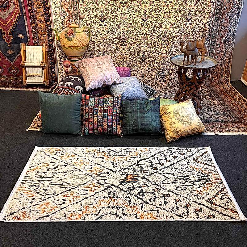 Yumuşak%20Dokulu%20Bambu%20Soft%20Kilim%20-%20Ourain%20Saçaklı%20Dijital%20Baskı%20HV-SK-O8