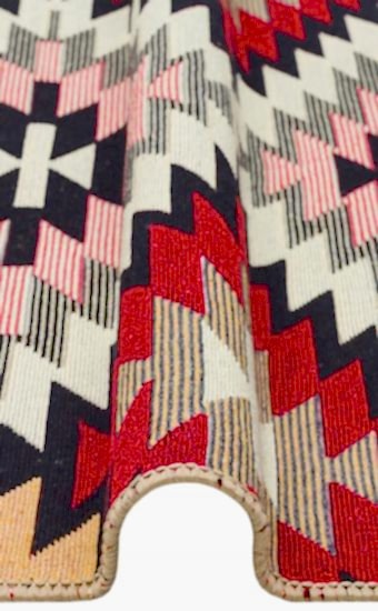 Arya Kilim